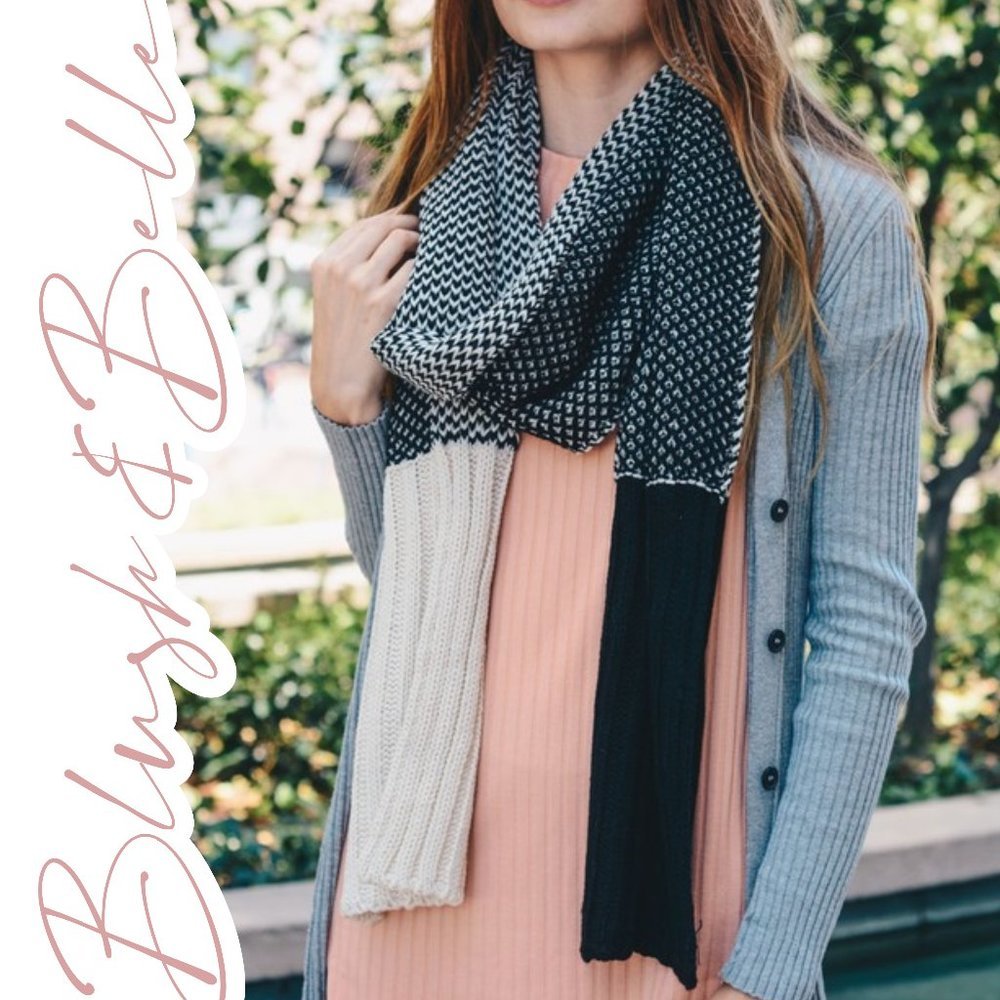 Cozy Season Two-Tone Contrast Knit Scarf in Black